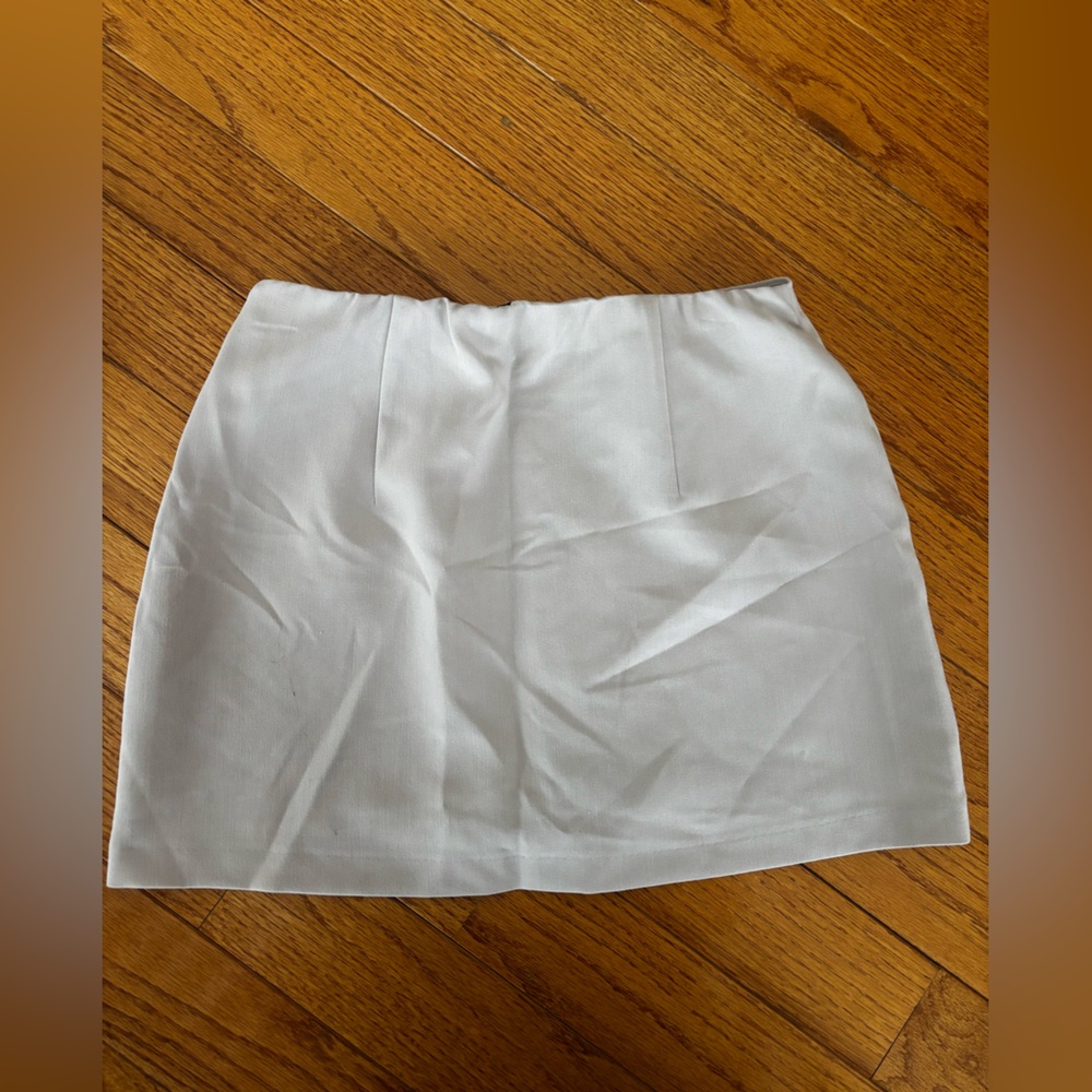 Abercrombie & Fitch Scarlett Mini Skort Cream White Size M NWT - Picture 4 of 4